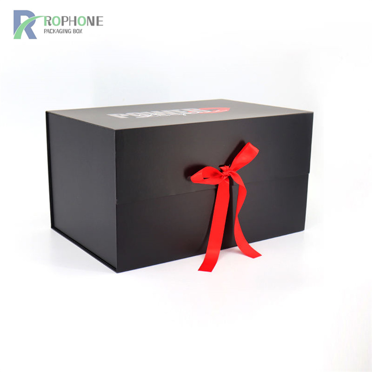 Why is it difficult to standardize the price of black foldable gift boxes?