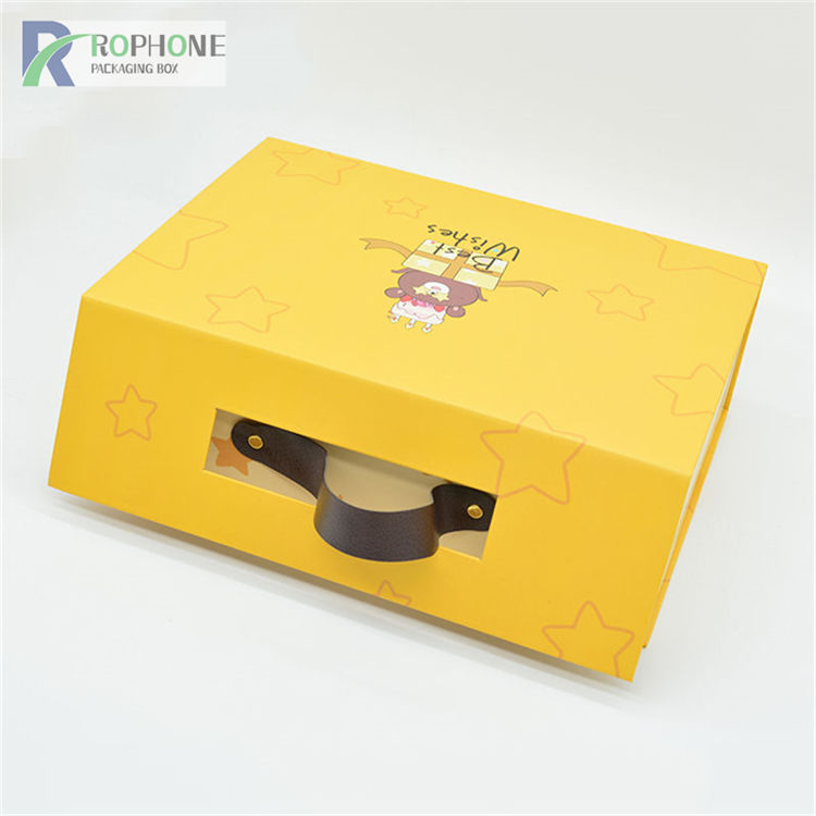 How to improve the quality of birthday gift packing box? The choice of embossing process is important!