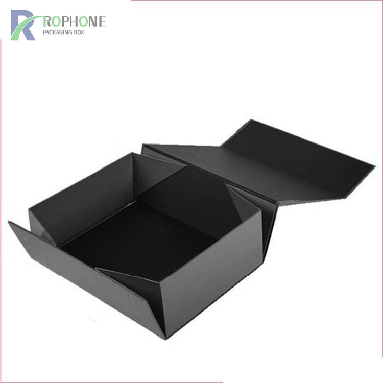 This time, let's talk about the set of matte black box packaging design.